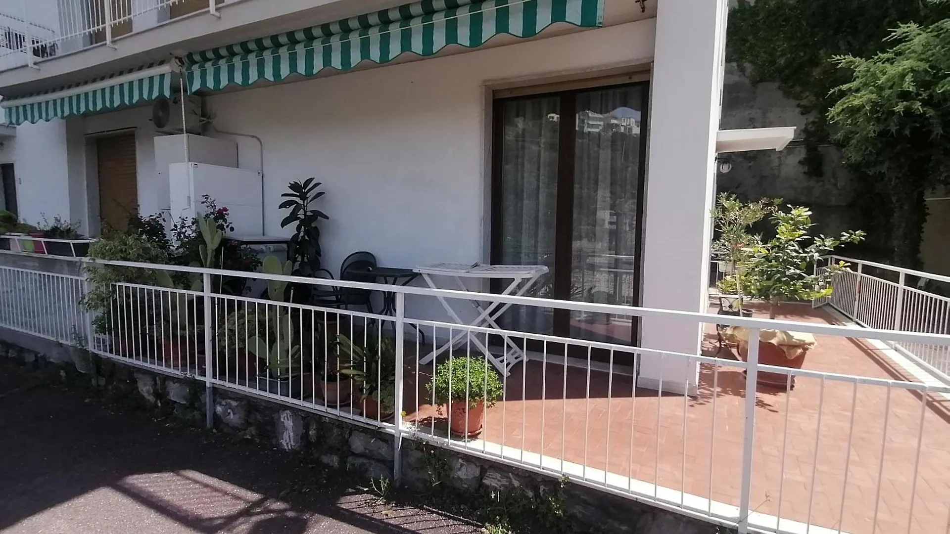 Casa Vacanze Alassio Con Vista Panoramica 別荘